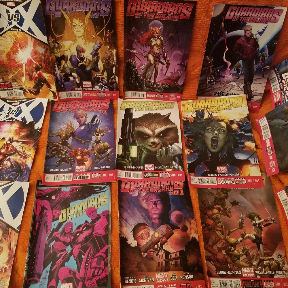 Marvel Comic Books - Picture 2 of 3